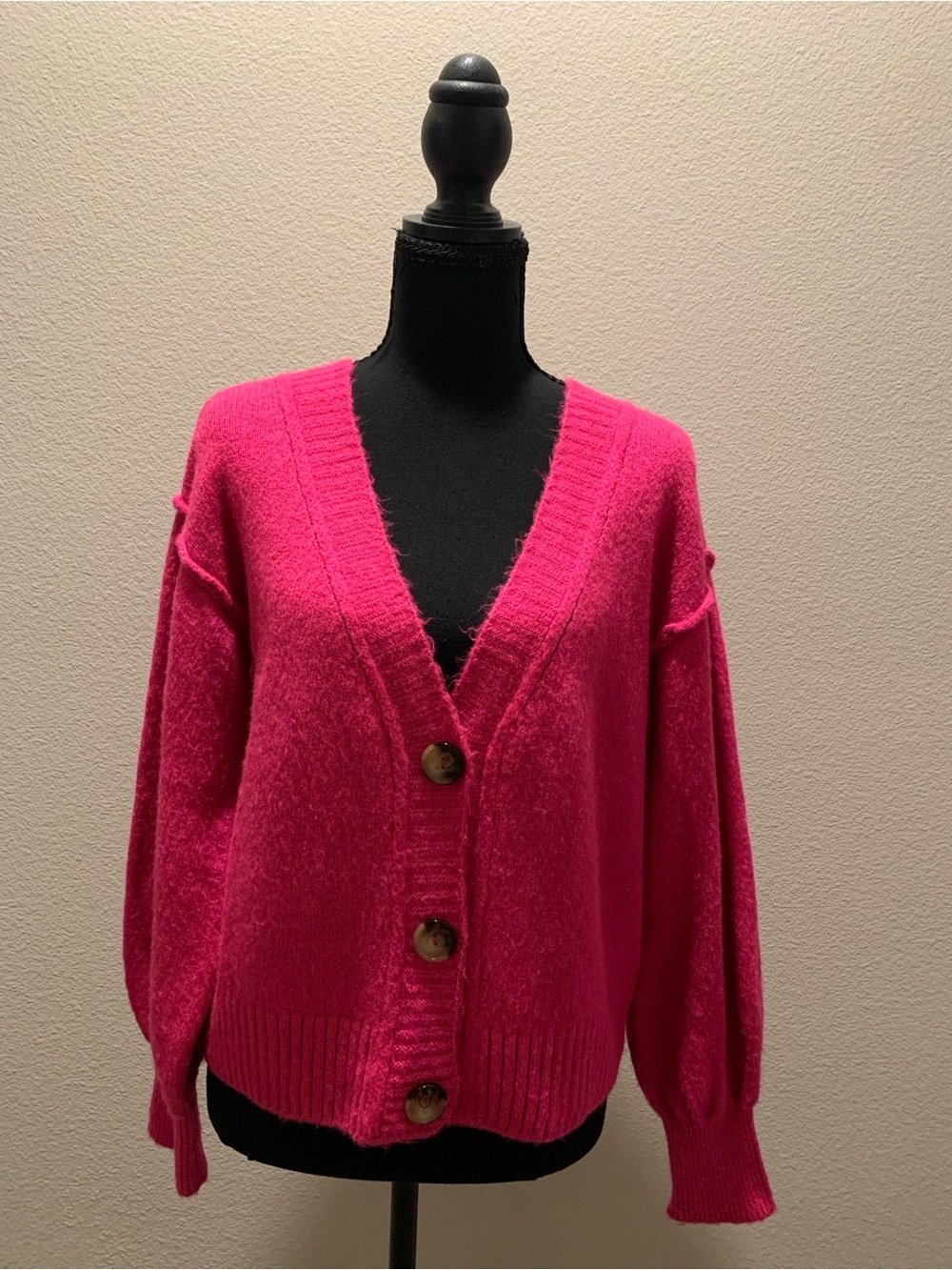 Topshop Hot Pink Button-Front V-Neck Cardigan (Size XS)